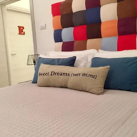 Adige Porta Vittoria Verona